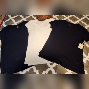 A.N.A Vneck Tees (Set of 3)